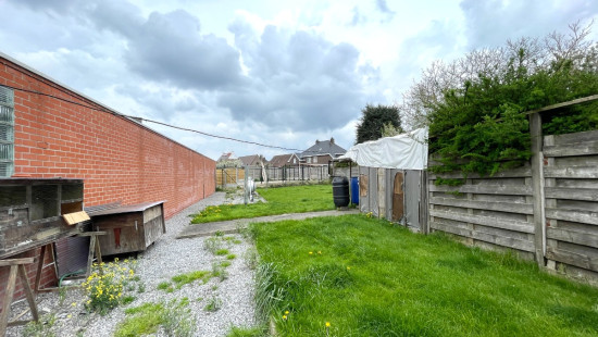 Dorpsplein - 14 - - 8851