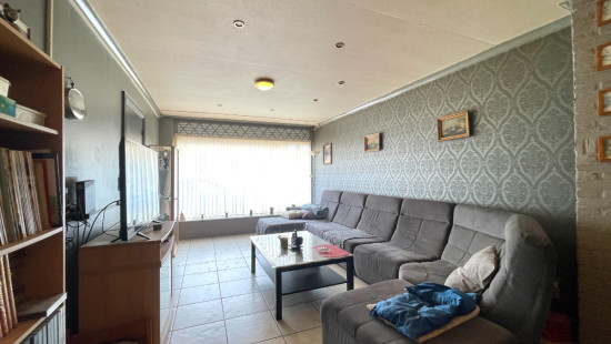 Dorpsplein - 14 - - 8851