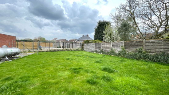 Dorpsplein - 14 - - 8851