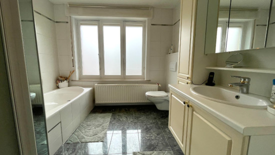 Dorpsplein - 15 - - 8851