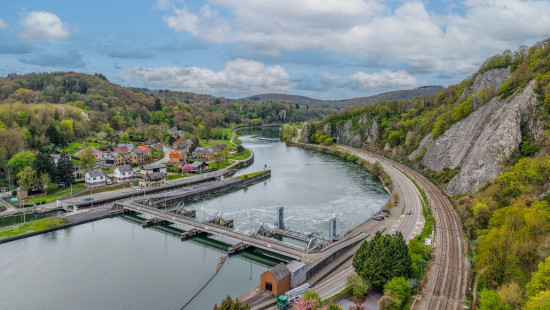 Avenue de Fidevoye - 19 - - 5530