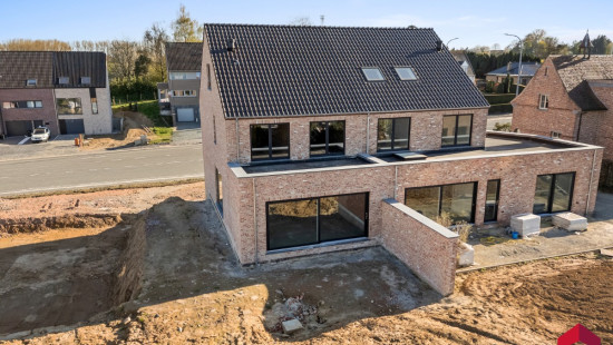 Ninoofsesteenweg - 215A - - 1760