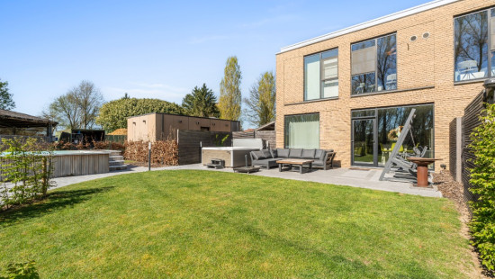 Rosweg - 68B - - 1750