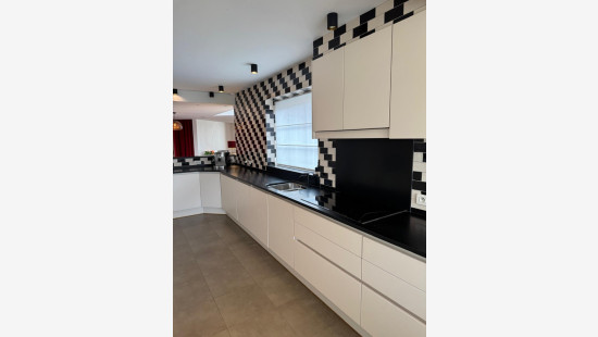 Stationsstraat - 76 - - 8830