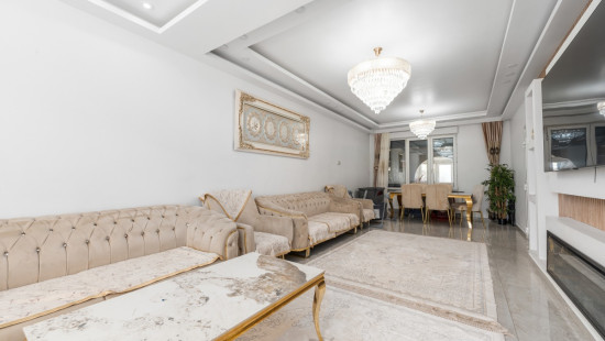 Heistraat - 38 - - 9100