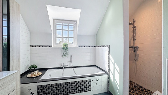 Rue Maubille - 24 - - 1400