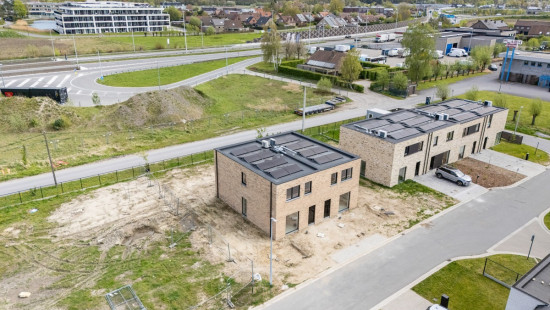 Berenakker - 23 - - 9880