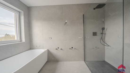 Rue Moray - 24 - - 4218