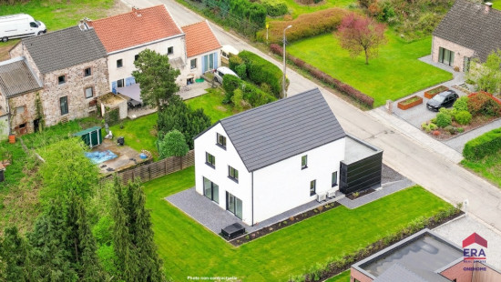 Rue Moray - 24 - - 4218