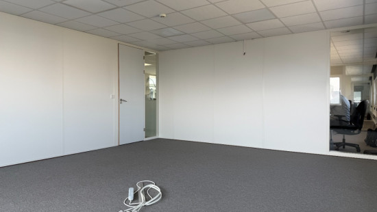 rue des Nouvelles Technologies - 3 - - 4821