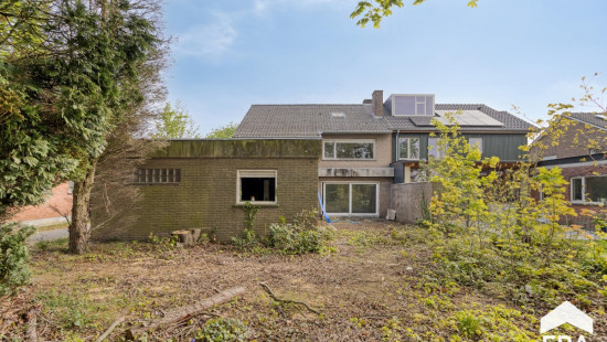 Hoge Lane - 31 - - 8200