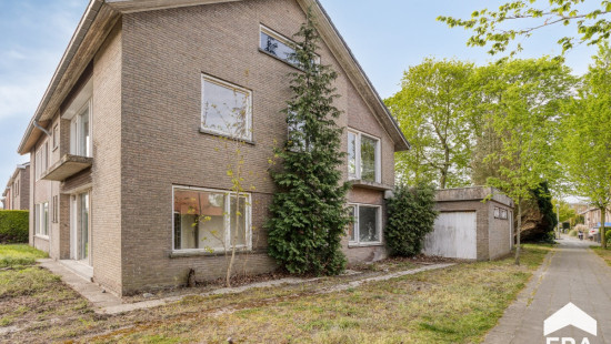 Hoge Lane - 31 - - 8200