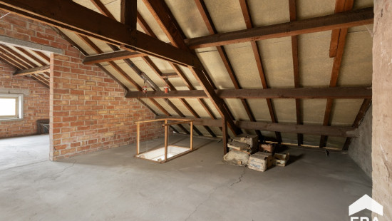 Hoge Lane - 31 - - 8200