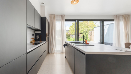 Veldstraat - 68 - 001 - 9100