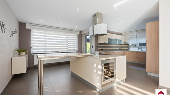 Bodegemstraat - 42 - - 1700