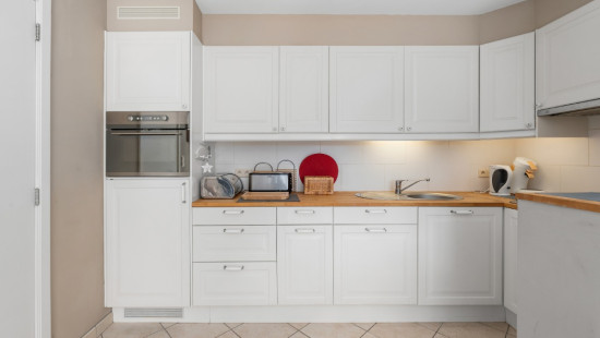 Koninginnelaan - 20 - 0202 - 8660