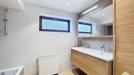 Avenue du Dernier Carré - 67 - - 1420