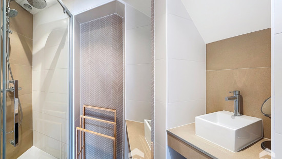 Avenue du Dernier Carré - 67 - - 1420