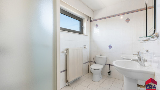 Keistraat - 18 - - 9470