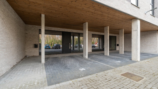 Beeklaan - 1 - - Handelsruimte 2 - 9550