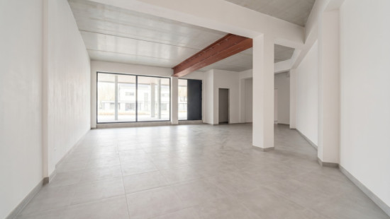 Beeklaan - 1 - - Casco praktijk - 9550