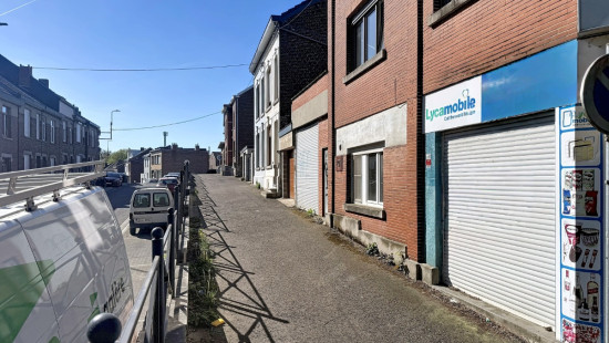 Place Joseph Wauters - 8 - - 4400