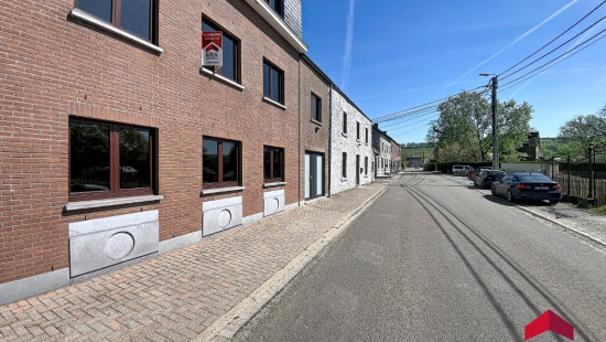 Rue du Commerce - 7 - 4 - 5340