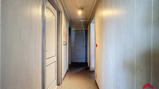 Rue du Samson - 25 - - 5300