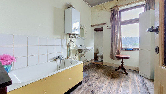 Avenue Reine Astrid - 77 - - 4500