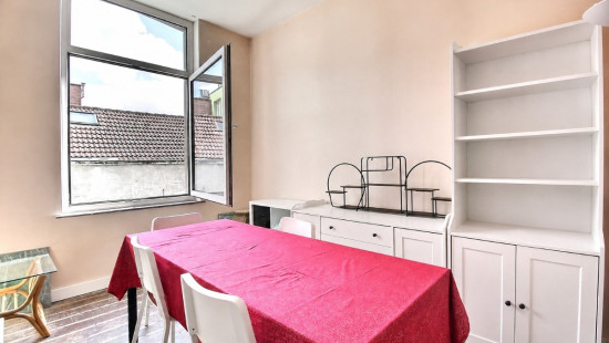 Rue Jules Debecker - 27 - - 1081