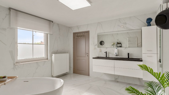 Regenbooglaan - 21 - - 3500