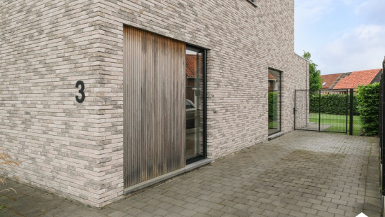 Burgemeester Pieter Petersstraat - 3 - - 828 D P0000 - 3740