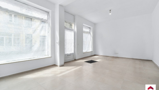 Stationsstraat - 12 - - 1601