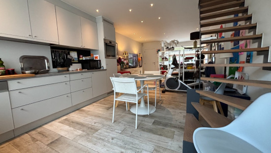 Hoekestraat - 7 - - 8300