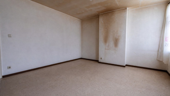 Rue Georges Moreau - 64 - - 1070