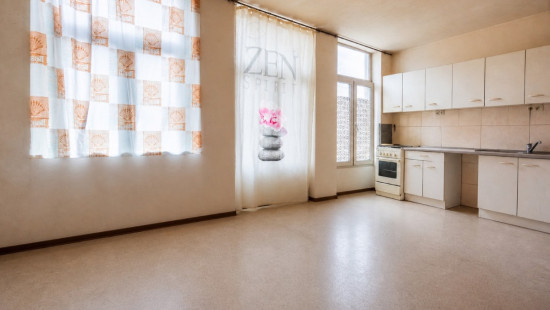 Rue Georges Moreau - 64 - - 1070