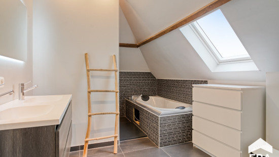 Tapuitstraat - 95 - - 8790
