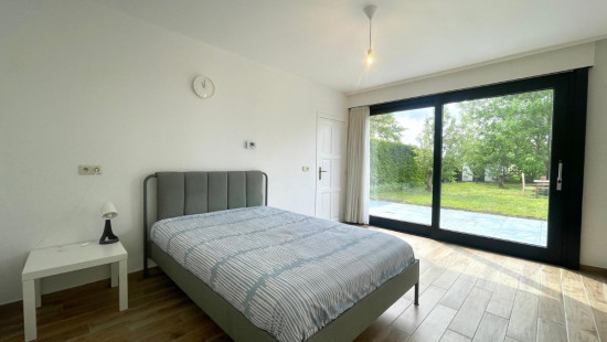 Millesteenstraat - 102 - - 8890