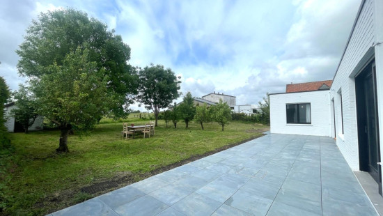 Millesteenstraat - 102 - - 8890