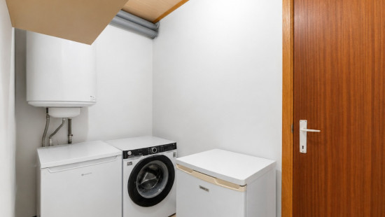 Lostraat - 19 en 21 - - 9880