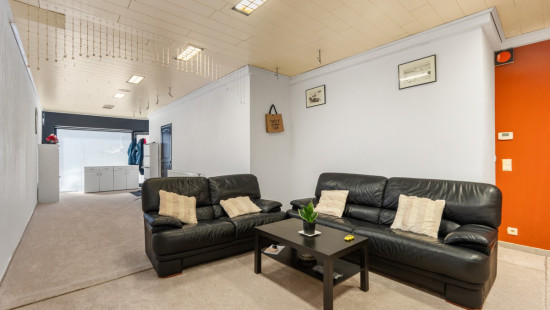 Lostraat - 19 en 21 - - 9880