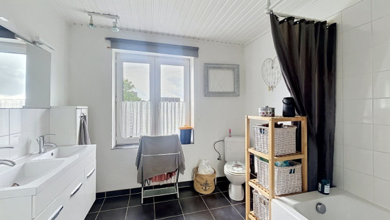 Rue de Huy - 33 - - 4570