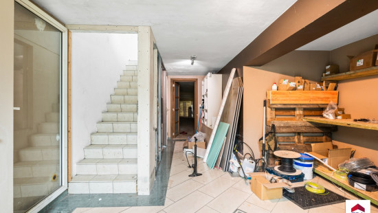 Rue Anna Boch - 9 - - 7100