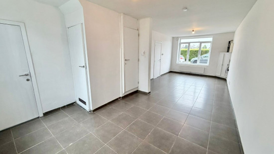 Komenstraat - 93 - - 8940