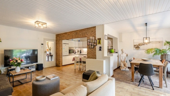 Hazelaarstraat - 16 - - 9900