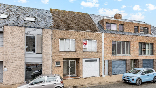 Hazelaarstraat - 16 - - 9900