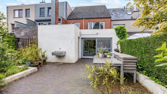 Hazelaarstraat - 16 - - 9900