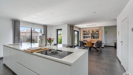 Holstraat - 59 - - 3770
