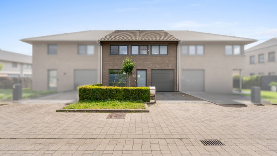Ivonna Nevejanstraat - 16 - - 9041