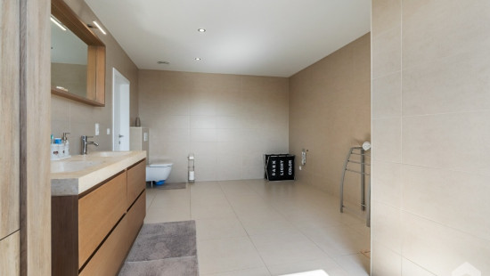 Holstraat - 59 - - 3770